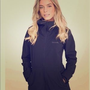 NWT bench stuck up soft shell jacket and red toque